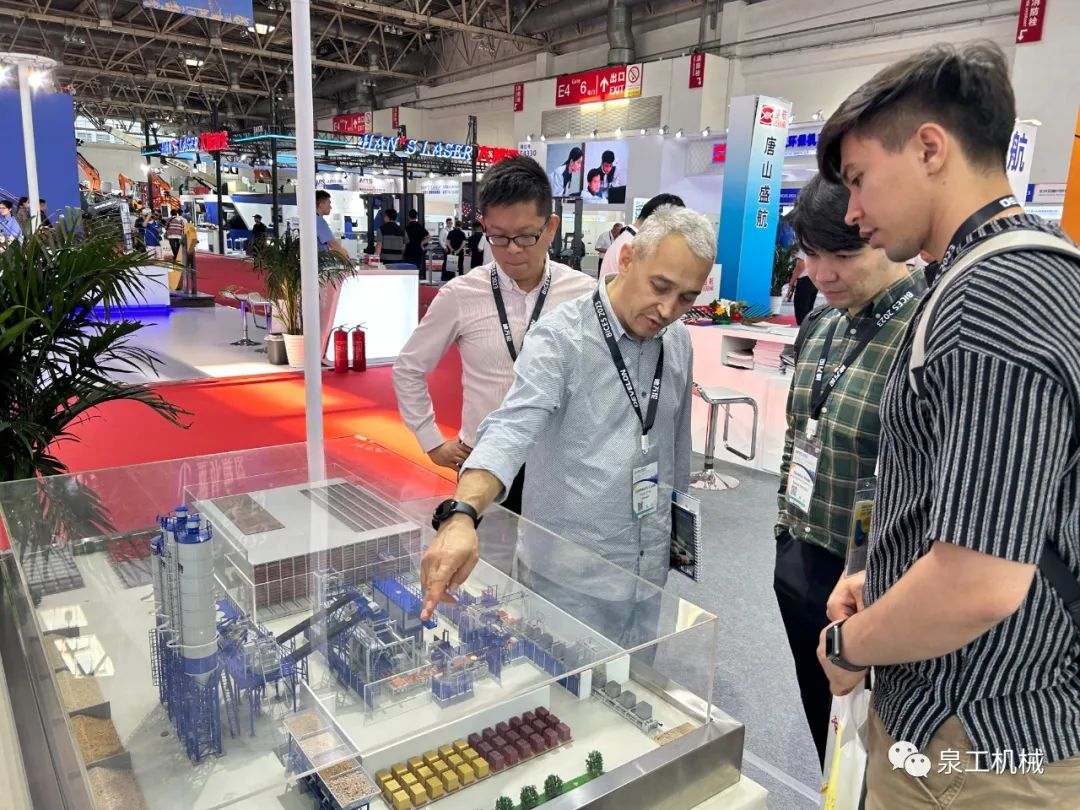 BICES 2023丨綠色裝備，智造未來！泉工股份閃耀北京工程機(jī)械展